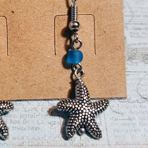 SeaStar Earrings - Picture 3 of 4
